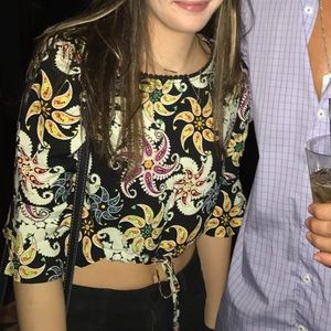 Boohoo Tops - Floral Crop Boohoo Tops - Floral Crop